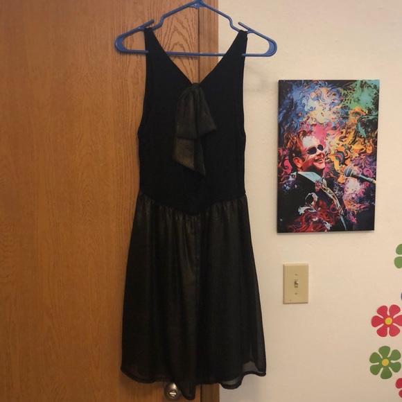 black and gold dress - Picture 2 of 2